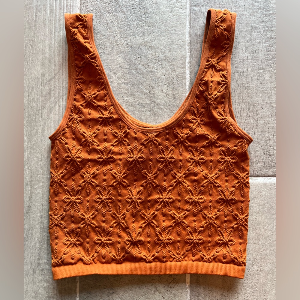 Forever 21 orange crop tank. Size M/L